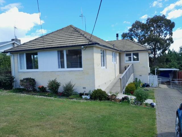 House for rent in Otakou