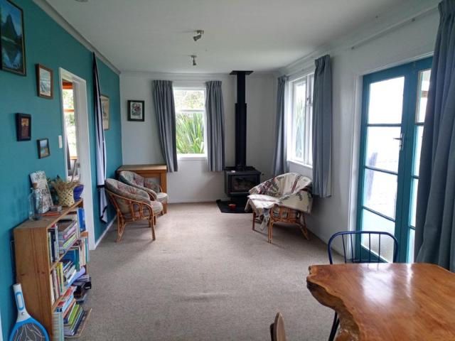 House for rent in Otakou