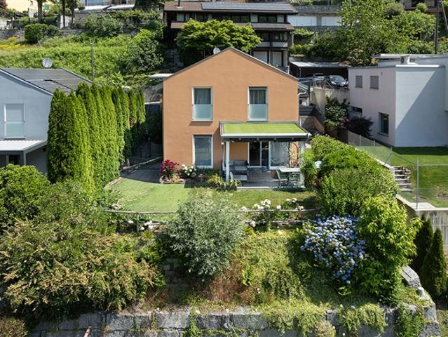 Einfamilienhaus kaufen in Curio, Tessin