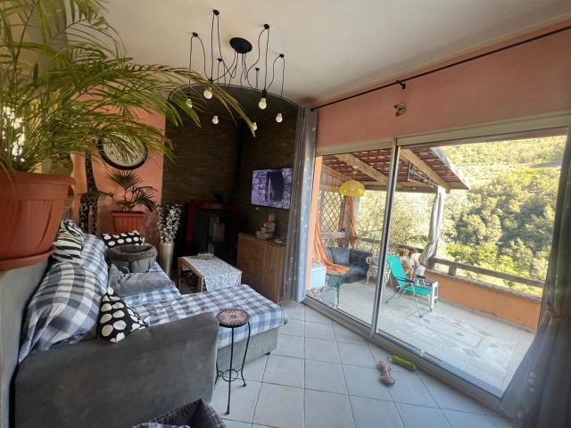 Casa in vendita a Ventimiglia, Liguria