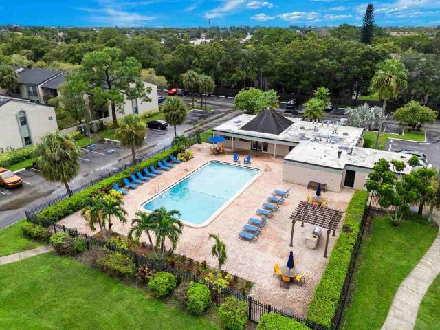 Apartment for rent in Largo, Florida