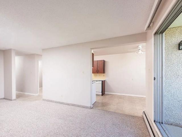 Apartment for rent in Wedgewood, Alberta