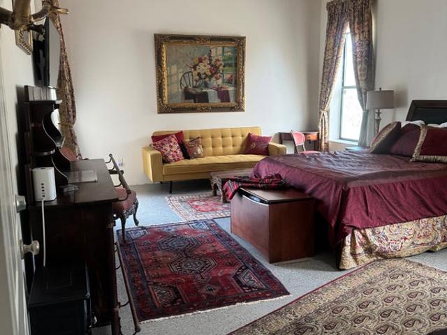 Room for rent in Riverside, California