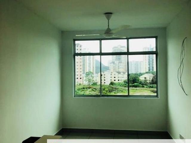 House for sale in Relau