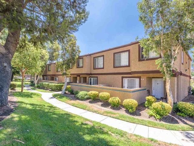 Apartment for rent in Fontana, California