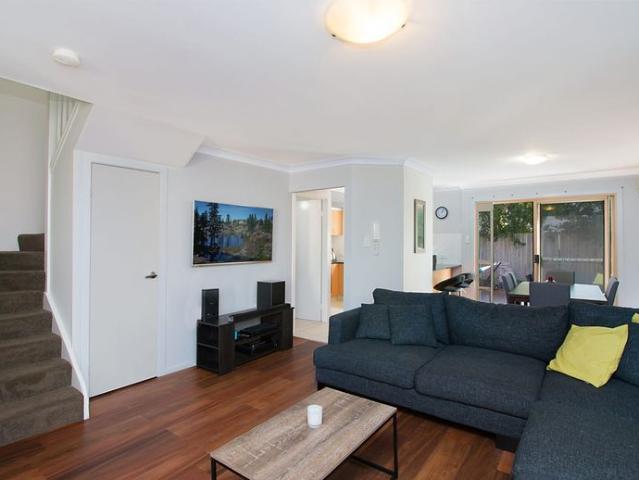 Townhouse for rent in Tweed Heads, New South Wales