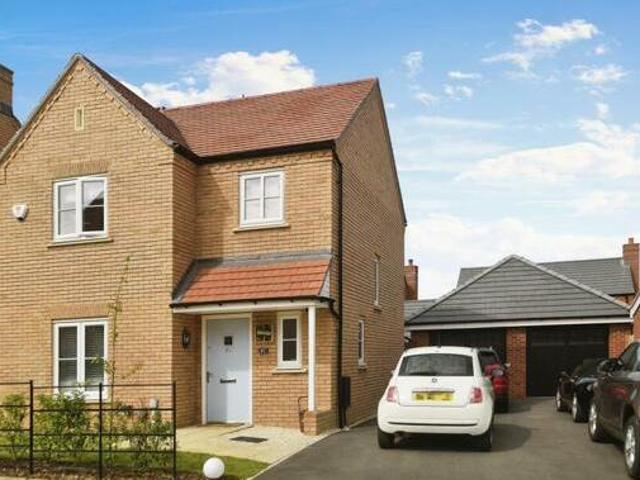 House for rent in Bedford
