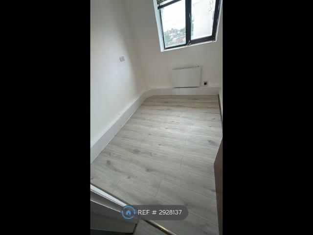 Apartment for rent in Slough