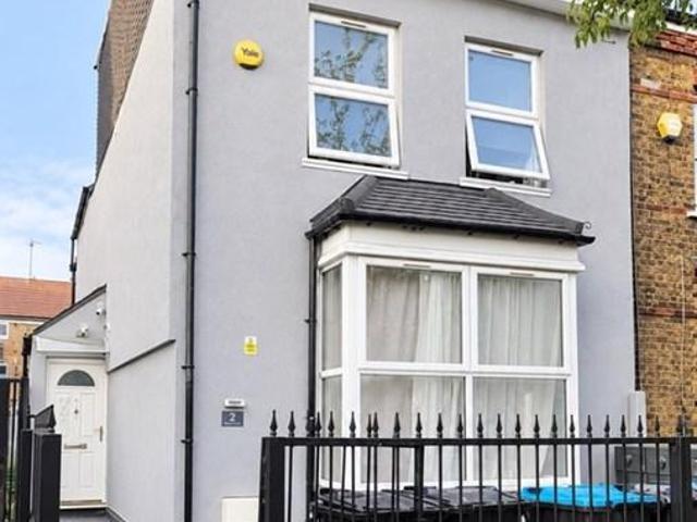 House for rent in Enfield Highway, Greater London