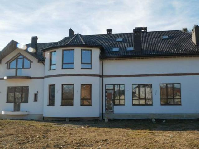 Недвижимость продажа в Львовская