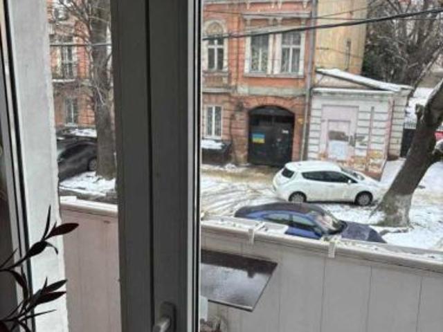 Квартира продажа в Великодолинском, Днепропетровской области