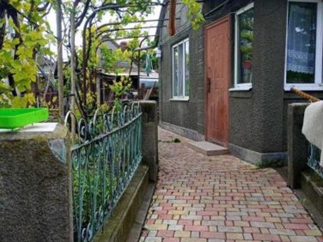 Квартира продажа в Великодолинском, Днепропетровской области
