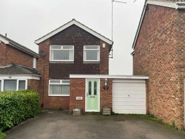 House for sale in Northampton, Northamptonshire