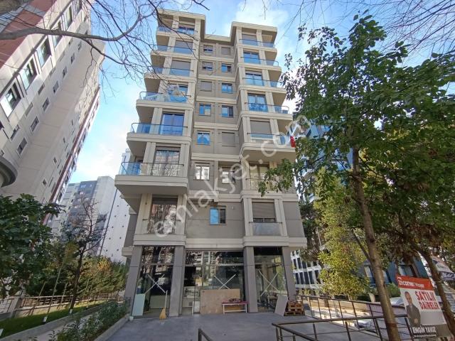 Kadiköy, İstanbul içerisinde kiralık mülk