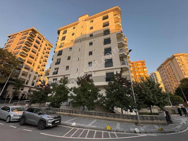 Şenesenevler, Kadıköy içerisinde kiralık mülk