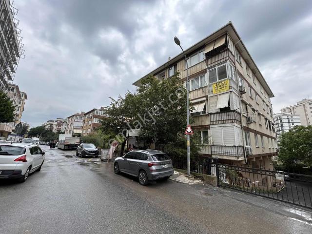 Altıntepe Mahallesi, Maltepe içerisinde satılık mülk