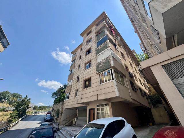 Altıntepe Mahallesi, Maltepe içerisinde satılık mülk