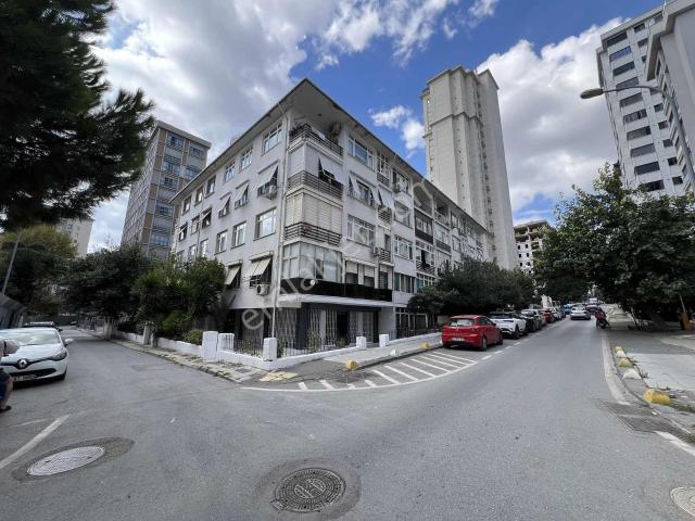 Kadiköy, İstanbul içerisinde satılık mülk