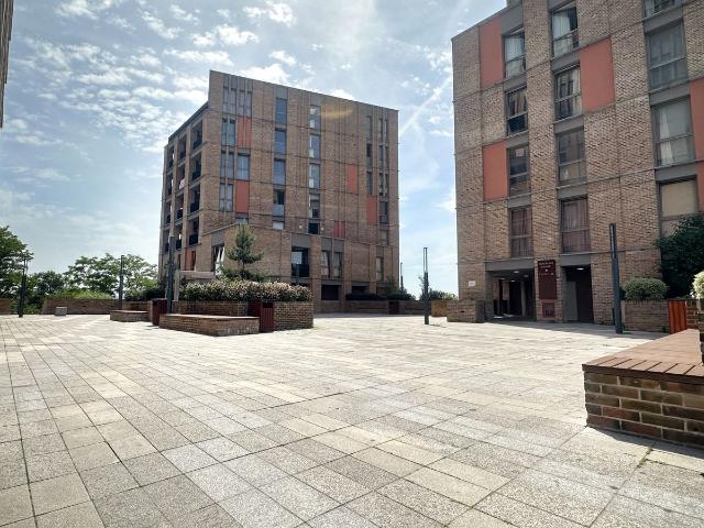 Apartment for rent in Dollis Hill, Greater London