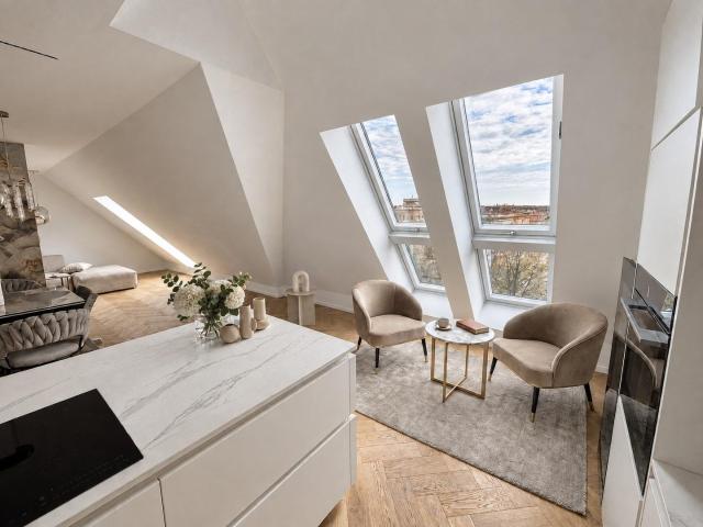 Dachgeschosswohnung kaufen in Potsdam West, Potsdam