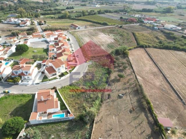 Terreno venda em Óbidos, Leiria