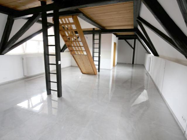 Dachgeschosswohnung kaufen in Beindersheim, Rheinland-Pfalz