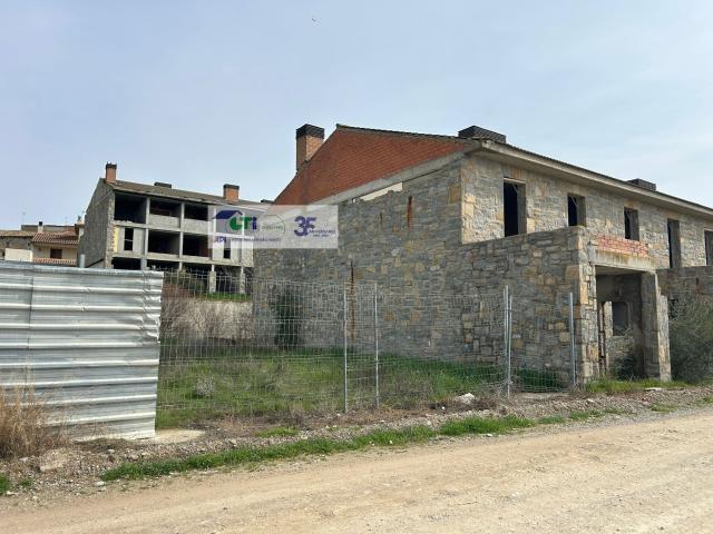 Casa en venta en Almudévar