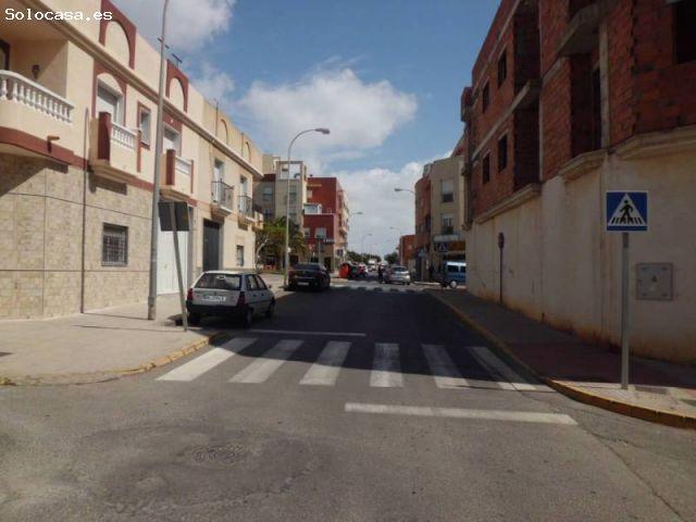 Piso en venta en Santa María del Águila, El Ejido
