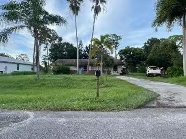 House for sale in Fort Pierce