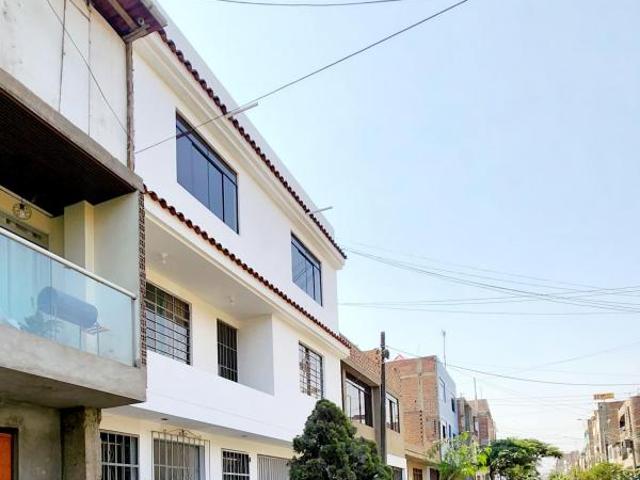 Casa venta en San Juan de Lurigancho, Lima Metropolitana