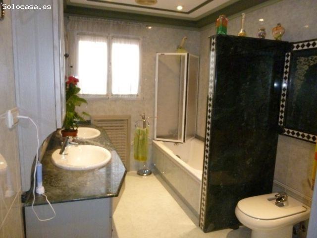 Casa en venta en Almansa, Castilla-La Mancha