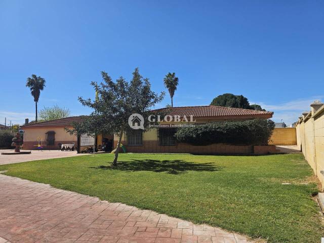 Chalet en venta en Almensilla, Andalucía