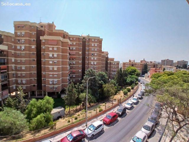 Piso en venta en Bailén-Miraflores, Málaga-Costa del Sol