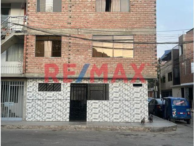 Casa venta en Cooperativa La Huayrona, San Juan de Lurigancho