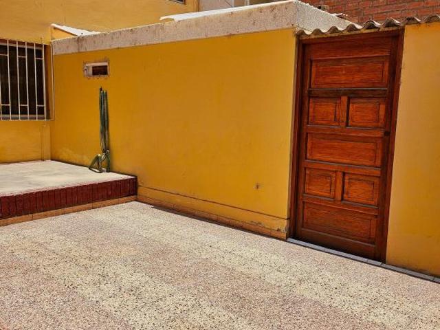 Casa venta en La Perla, Callao