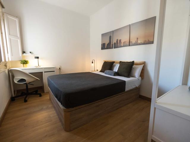 Habitación en alquiler en La Mina - districte 6, Barcelonès