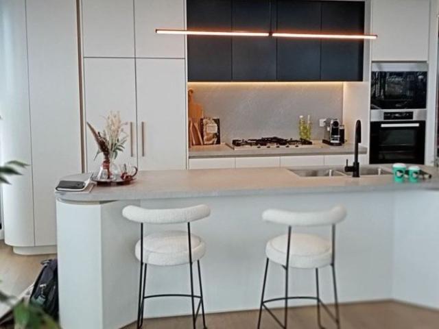 Apartment for sale in Lower North Shore, Sydney