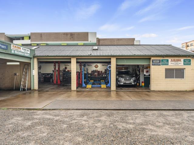 Warehouse for sale in Sutherland, New South Wales