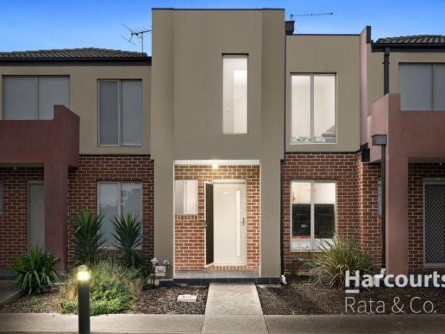 Townhouse for sale in Camerons Creek, Victoria