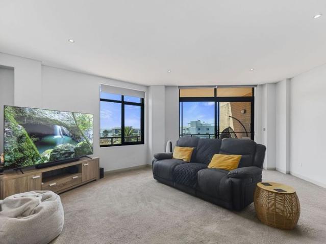 Apartment for rent in The Entrance, New South Wales
