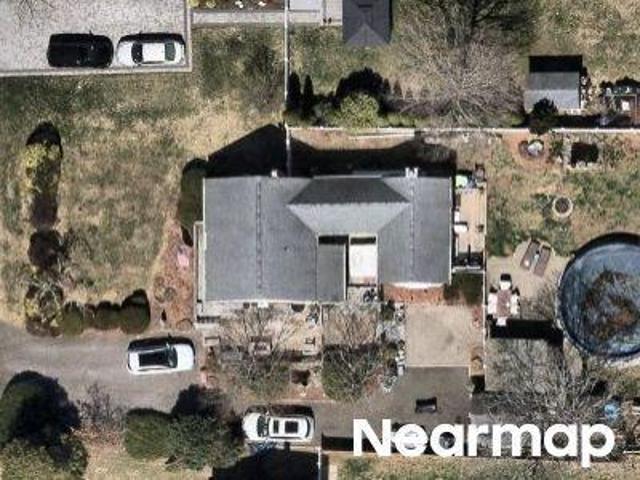 House for sale in Bohemia, New York