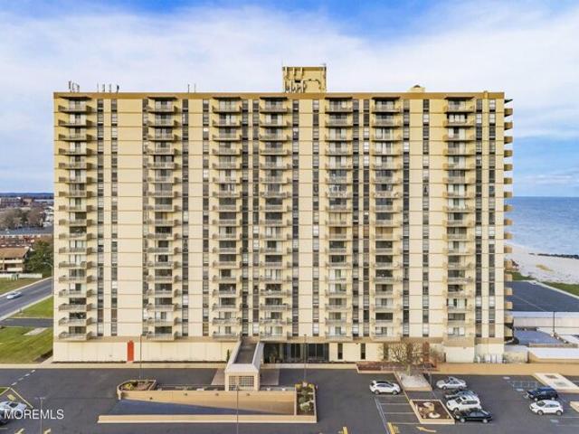 Condo for sale in Monmouth, New Jersey