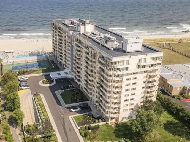 Condo for sale in Monmouth, New Jersey