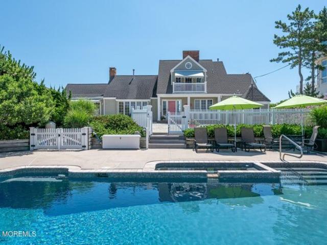 House for sale in Mantoloking