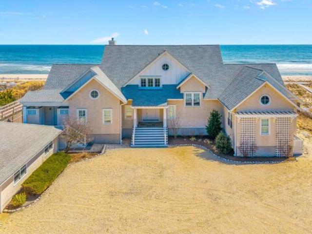 House for sale in Mantoloking, New Jersey