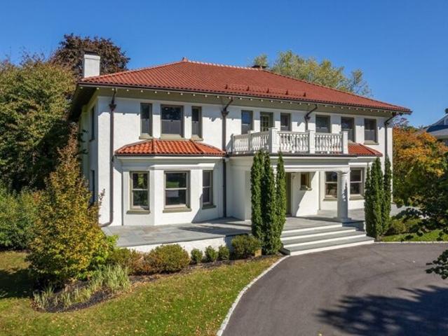 House for sale in Beach Bluff, Swampscott