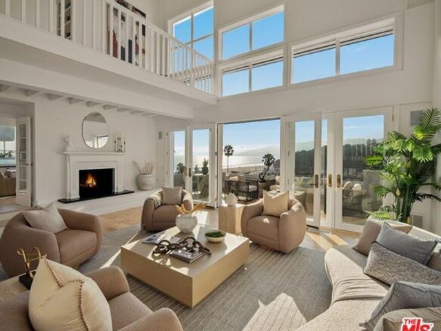 House for sale in Canoga Park, California