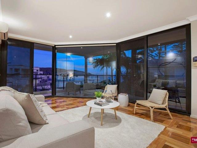 Townhouse for rent in Umina Beach, New South Wales