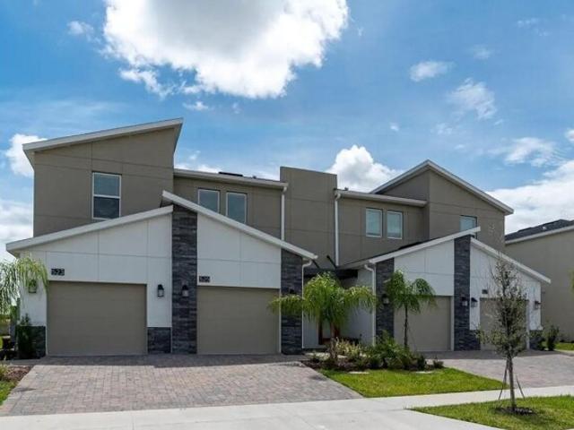 Condo for sale in Davenport