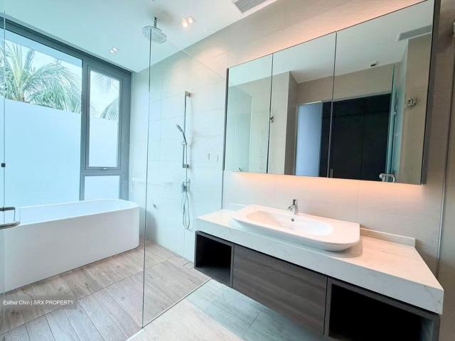 Detached House for sale